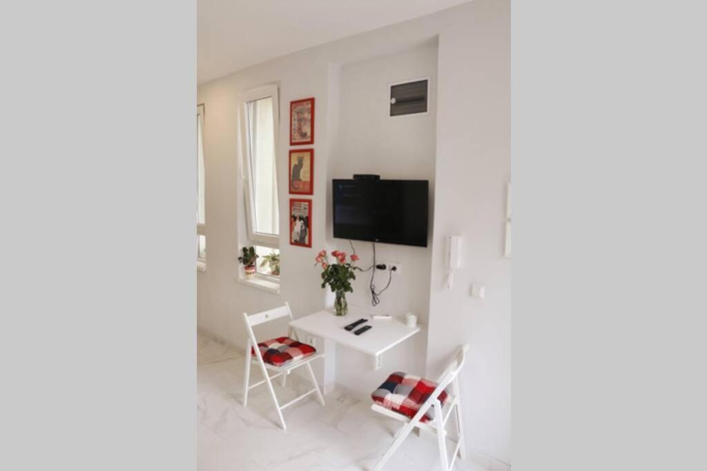 Rock - Studio With 30M2 Terrace Belgrade Extérieur photo